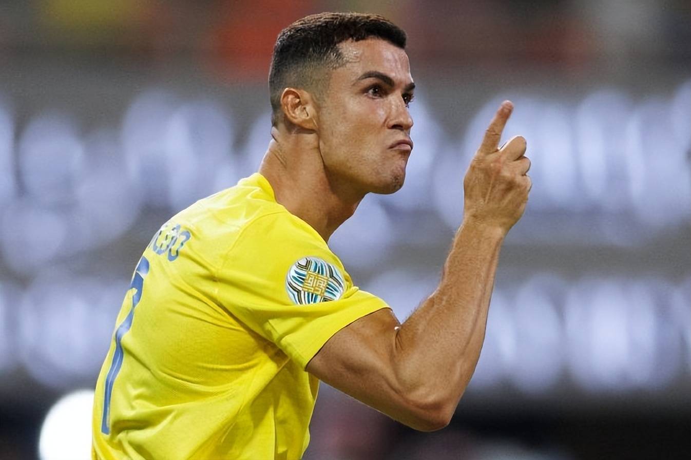 包含赛地聚焦:葡超赛前热度飙升;萨克拉门托国王状态回暖;管理层满意;身体对抗强度拉满的词条 包含赛地聚焦:葡超赛前热度飙升;萨克拉门托国王状态回暖;管理层满意;身体对抗强度拉满的词条