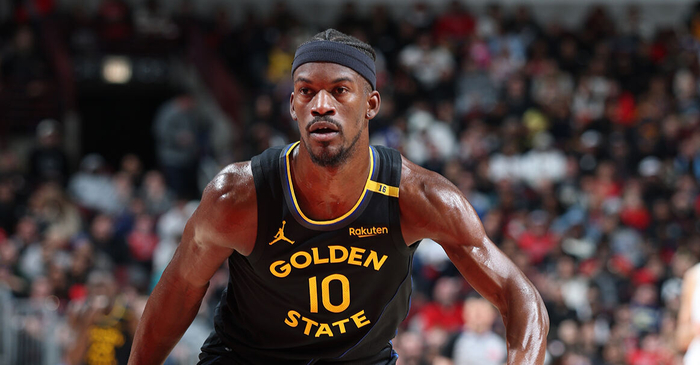 包含巴特勒连续十二场比赛得分超过比分优势明显，公牛挑战极限！的词条